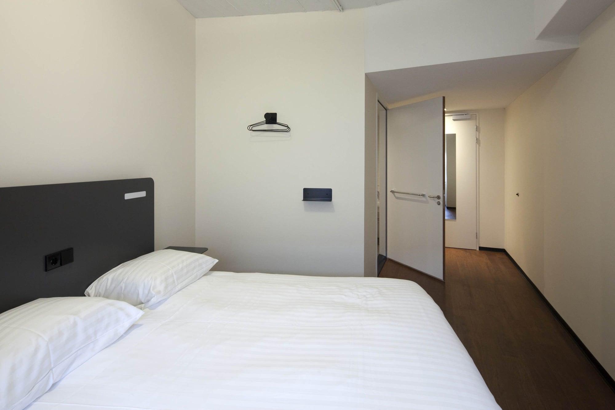 Hotel Easyhotel Centre 2*